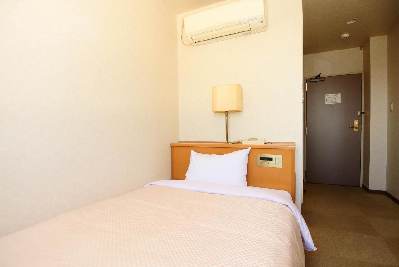 אויטה Business Hotel Kg מראה חיצוני תמונה